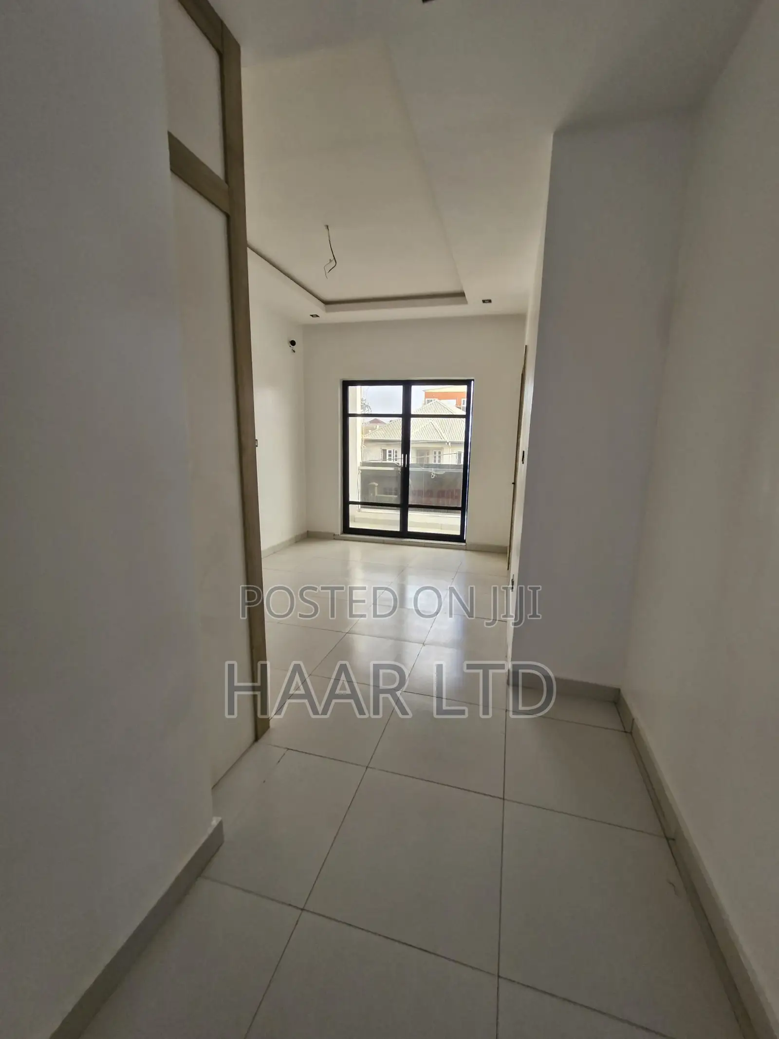 2bdrm Block of Flats in Ologolo for sale