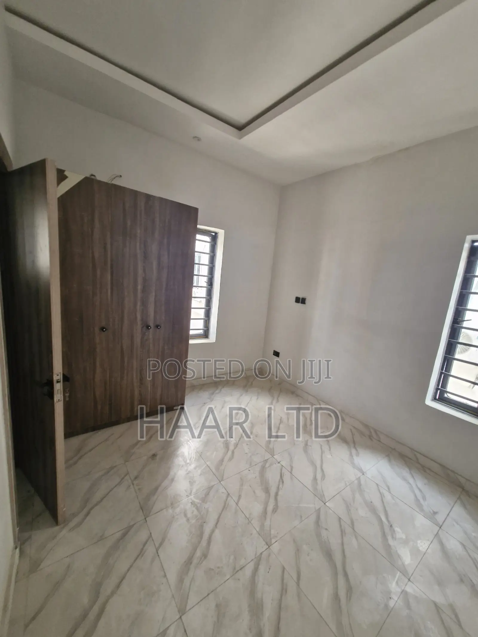 4bdrm Duplex in Lekki Phase 2 for sale