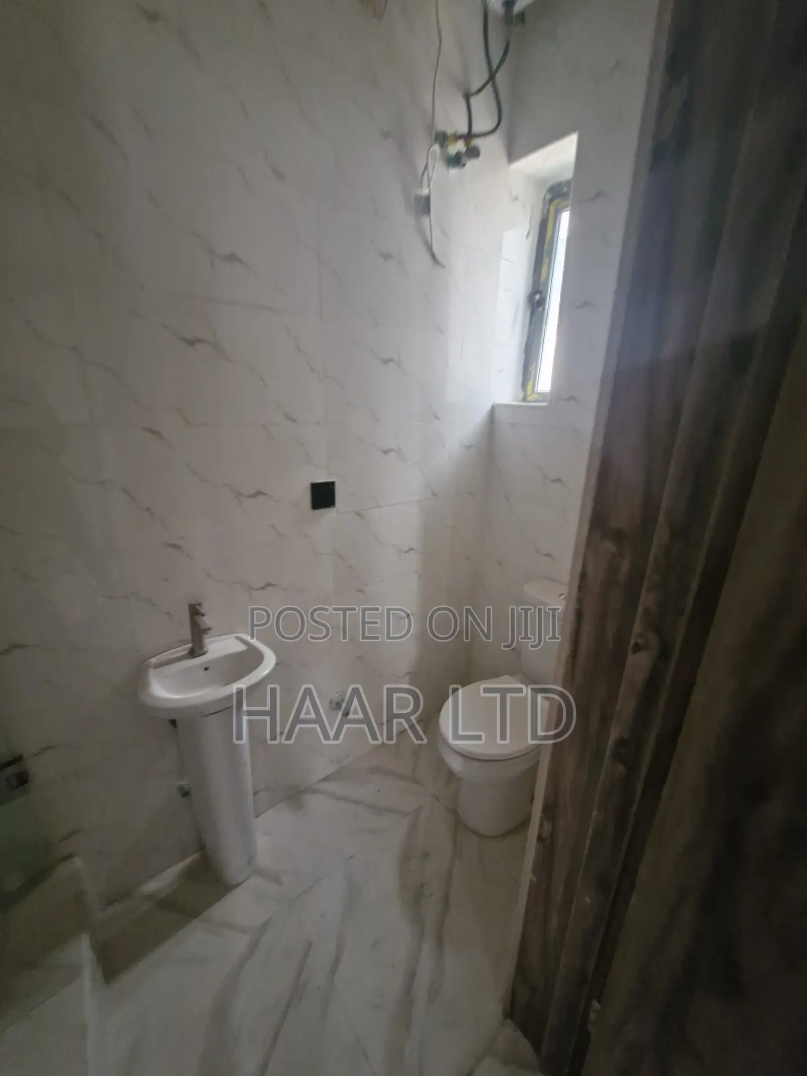 4bdrm Duplex in Lekki Phase 2 for sale