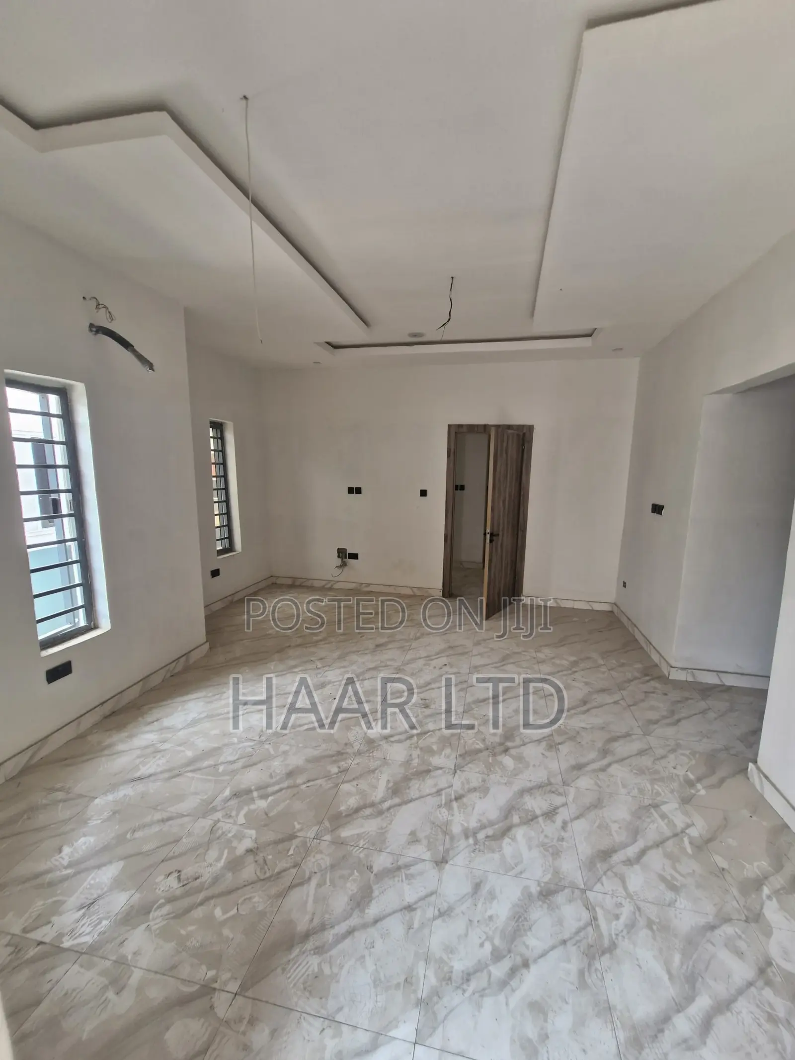4bdrm Duplex in Lekki Phase 2 for sale