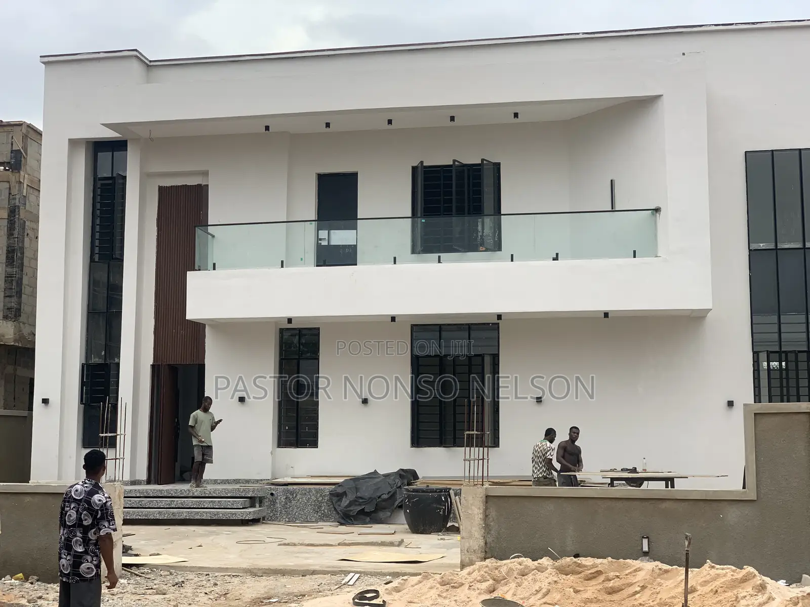 5bdrm Duplex in Ikenegbu Main, Owerri for sale