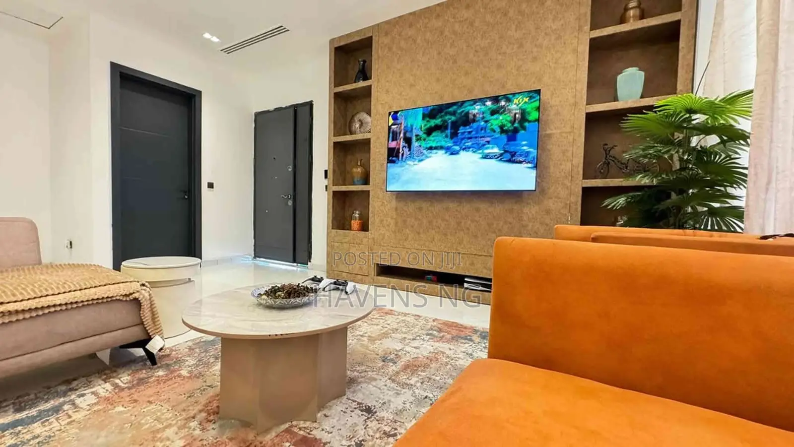 Luxury and Spacious 2 Bedroom Maisonette With 2 Balconies.