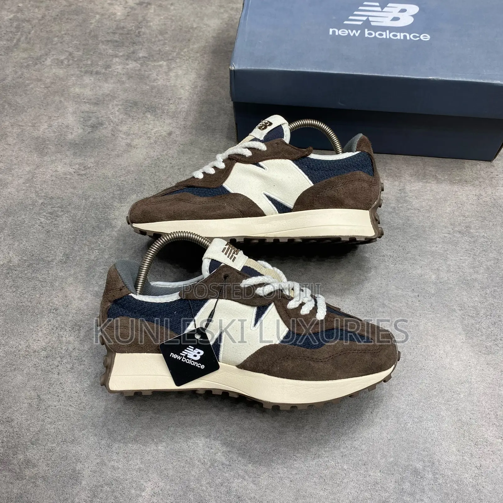 Original New Balance 327 Rich Earth Phantom Sneakers