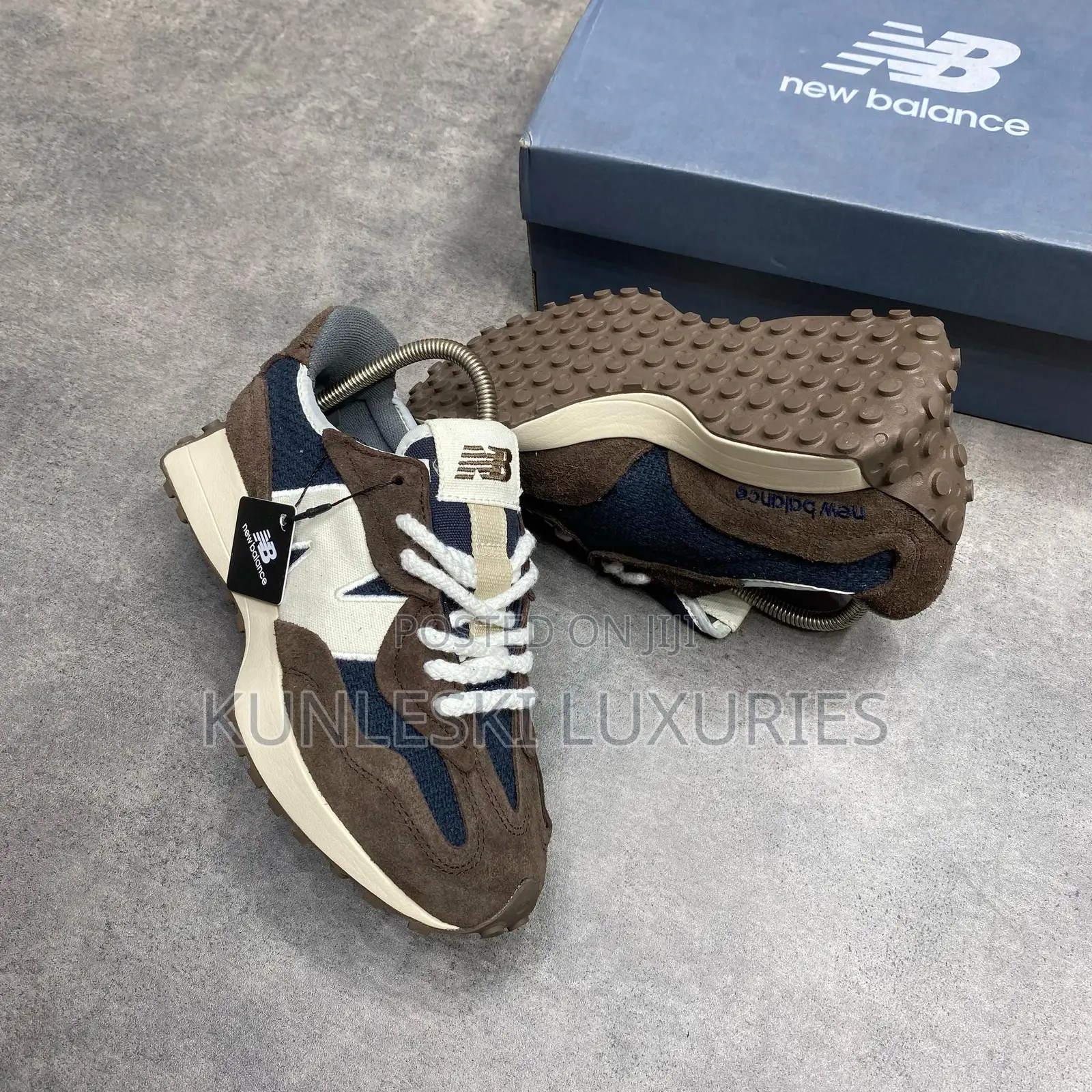 Original New Balance 327 Rich Earth Phantom Sneakers