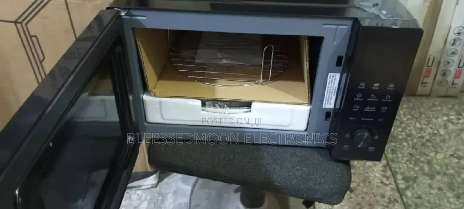 Hisense Inverter Microwave Oven With Grill 34liters 5 Yrs Wa