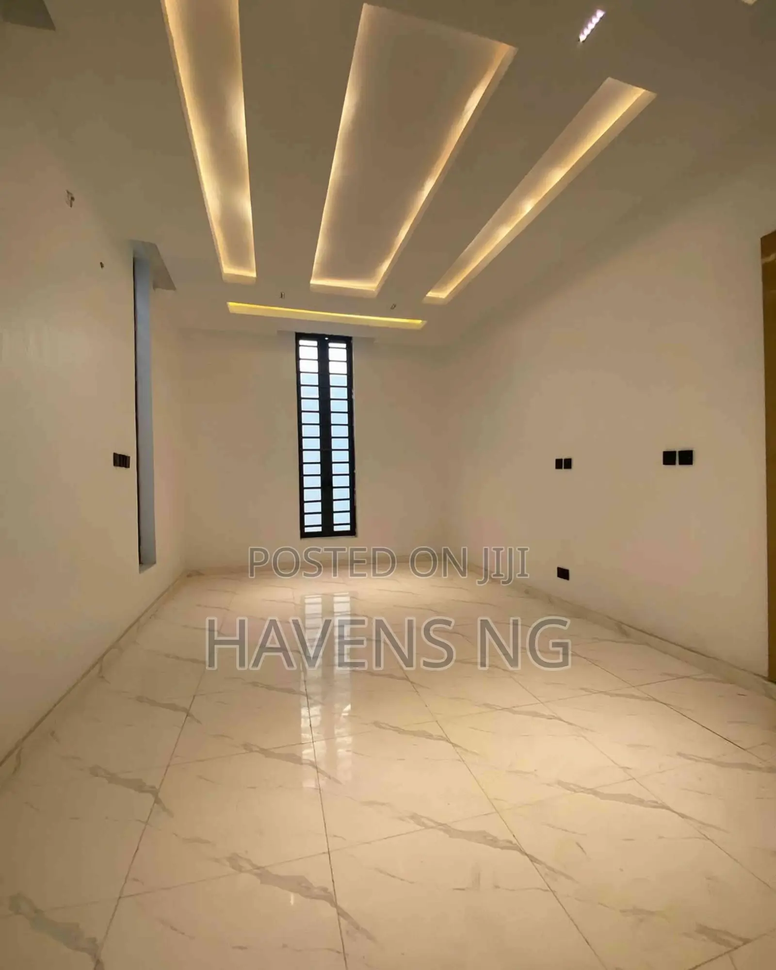 5bdrm Duplex in Ado / Ajah for sale