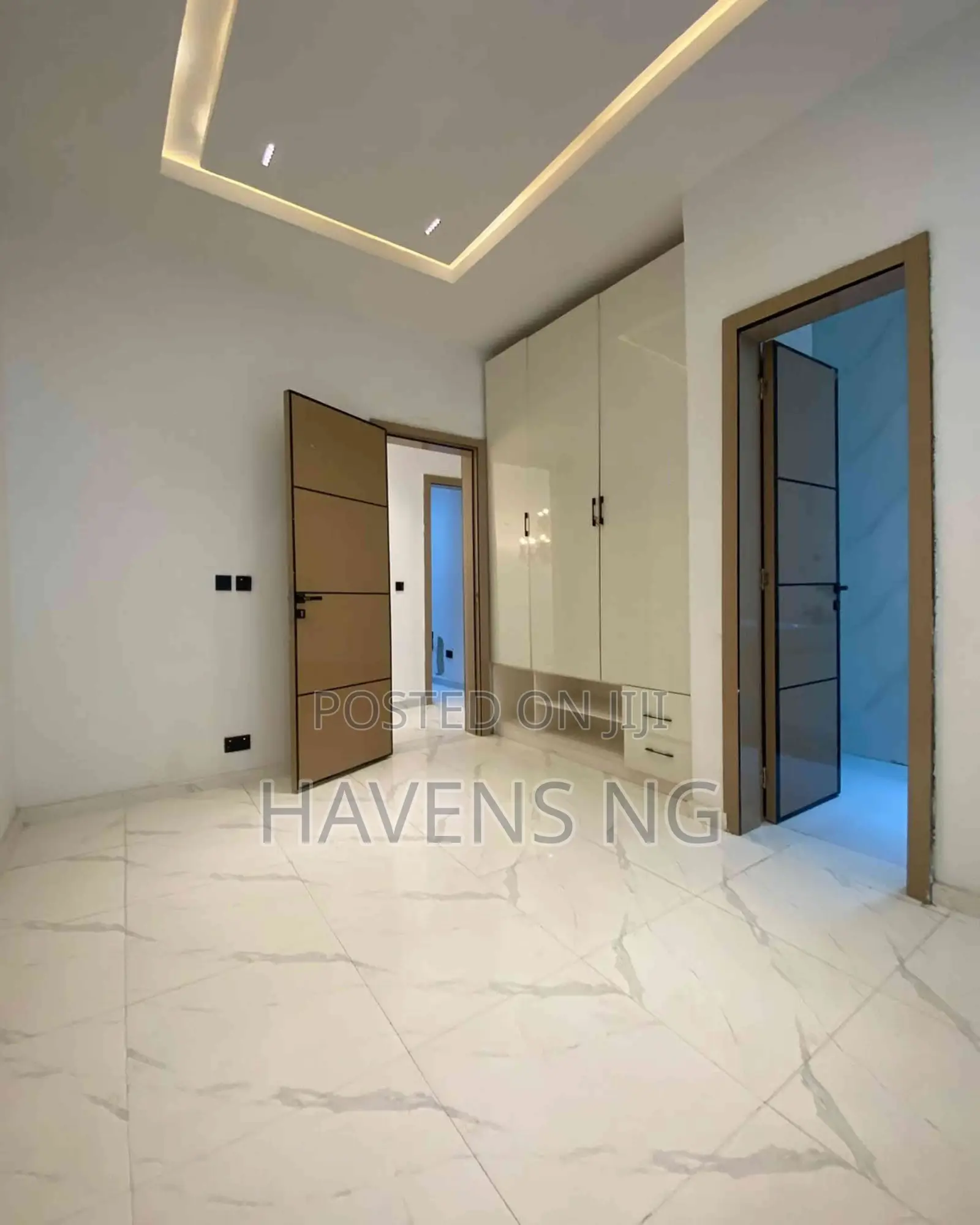 5bdrm Duplex in Ado / Ajah for sale
