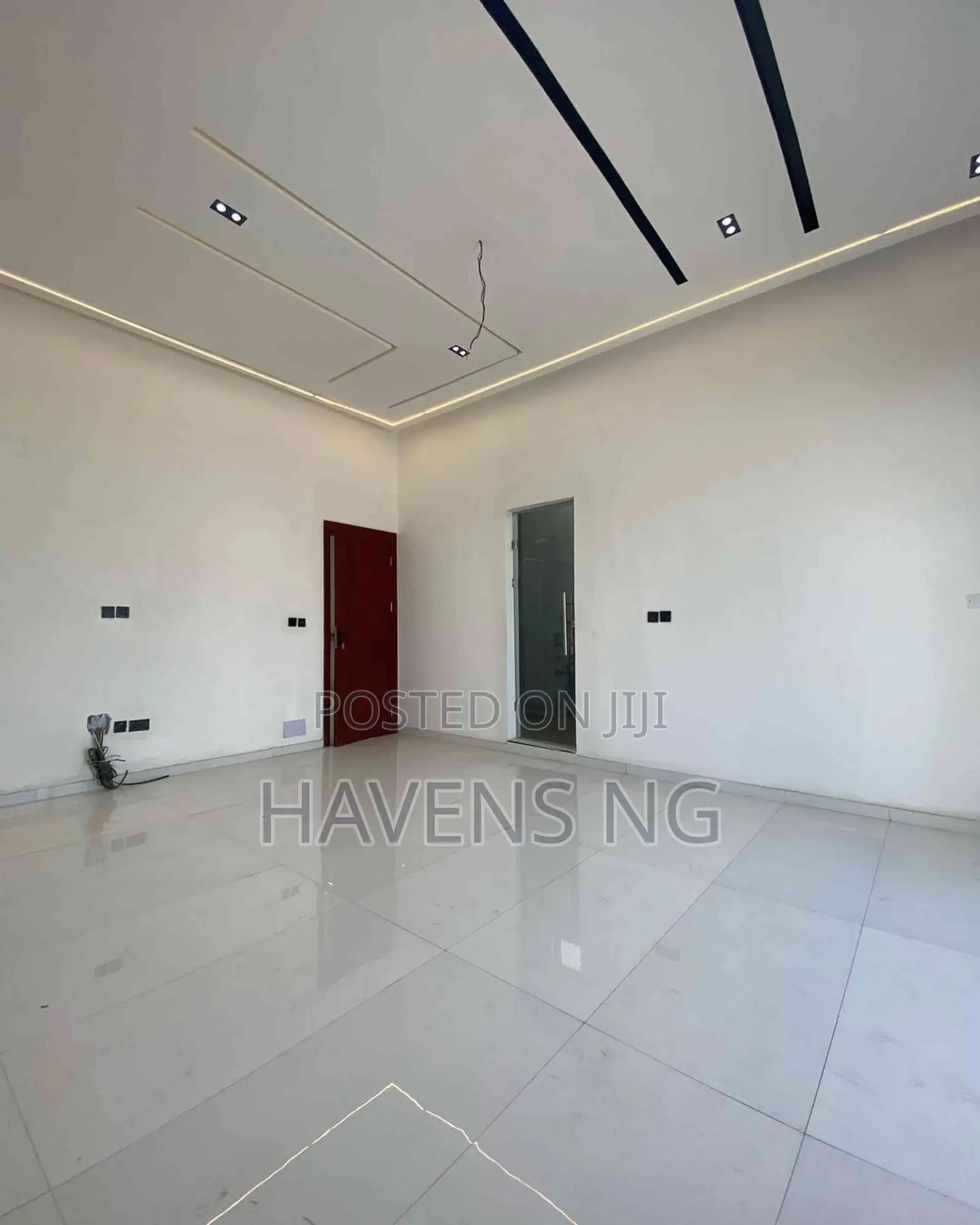 5bdrm Duplex in Ado / Ajah for sale