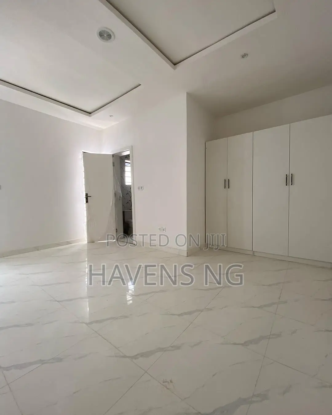 3bdrm Duplex in Ikota for sale