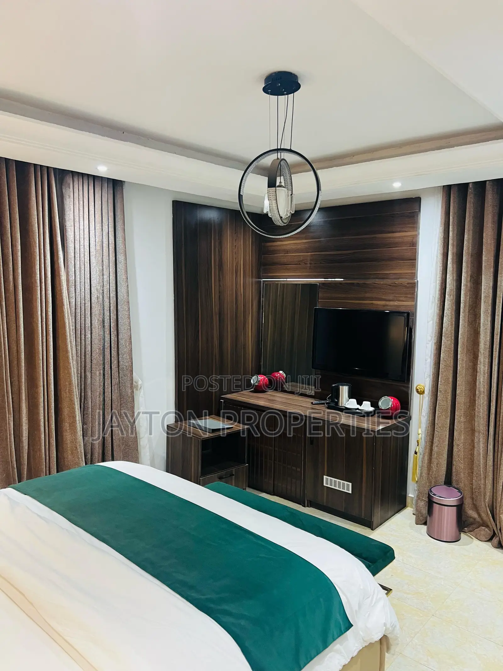 Cozy 1 Bedroom