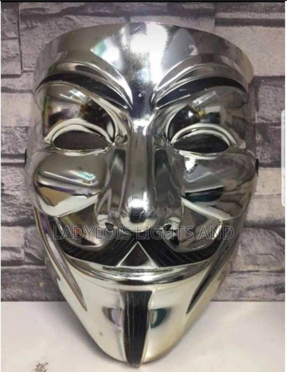 Silver Classic Face Mask