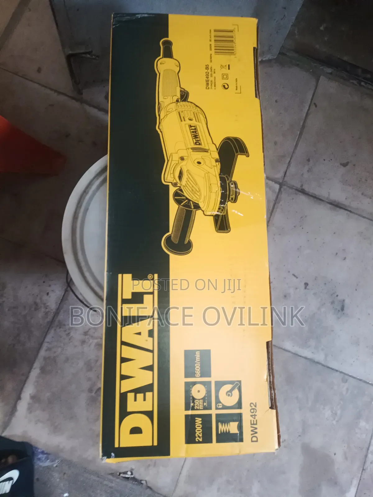 Dewalt Grinding Machine 9"