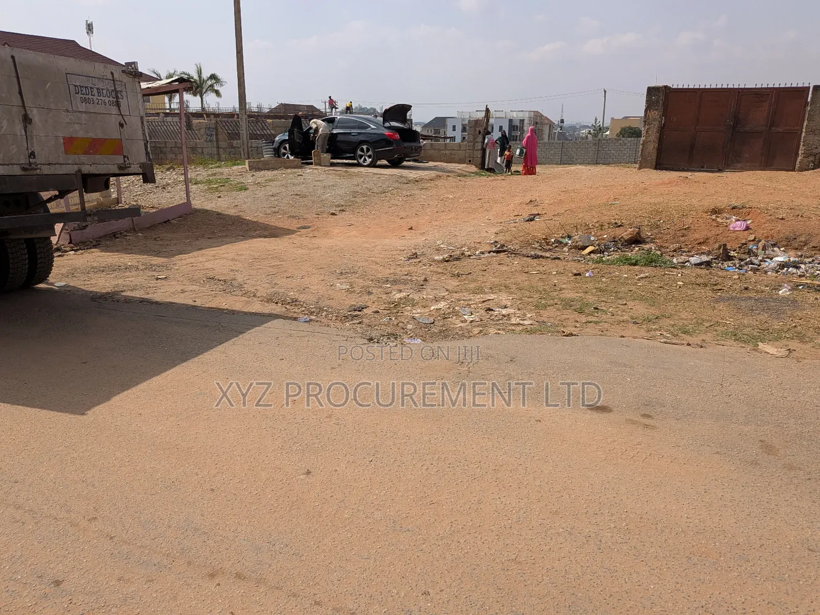 1,100 SQM Land on Tarred Road, Life Camp