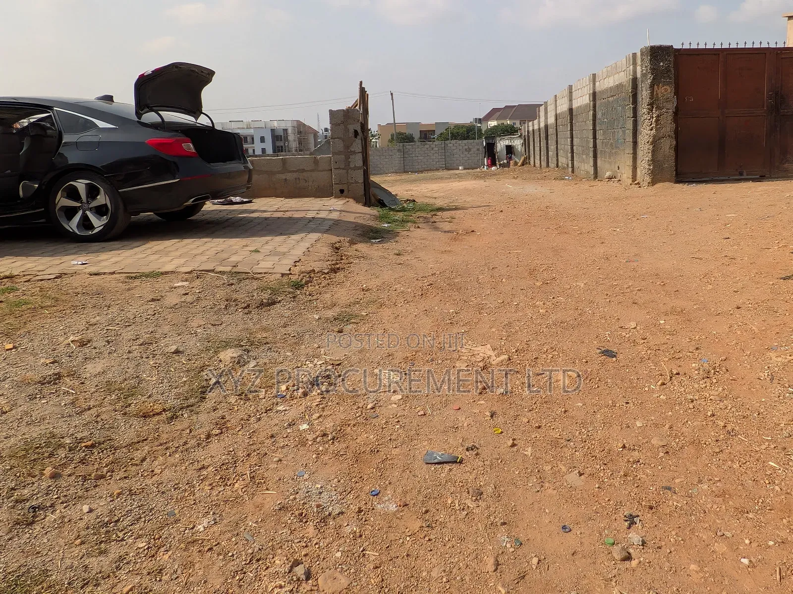 1,100 SQM Land on Tarred Road, Life Camp