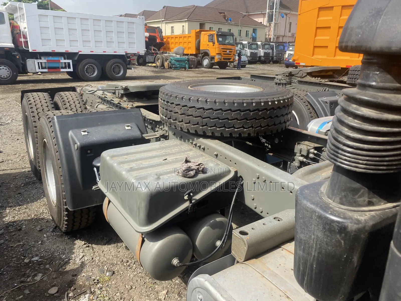 Howo371 Tractor Head 2017 Yellow