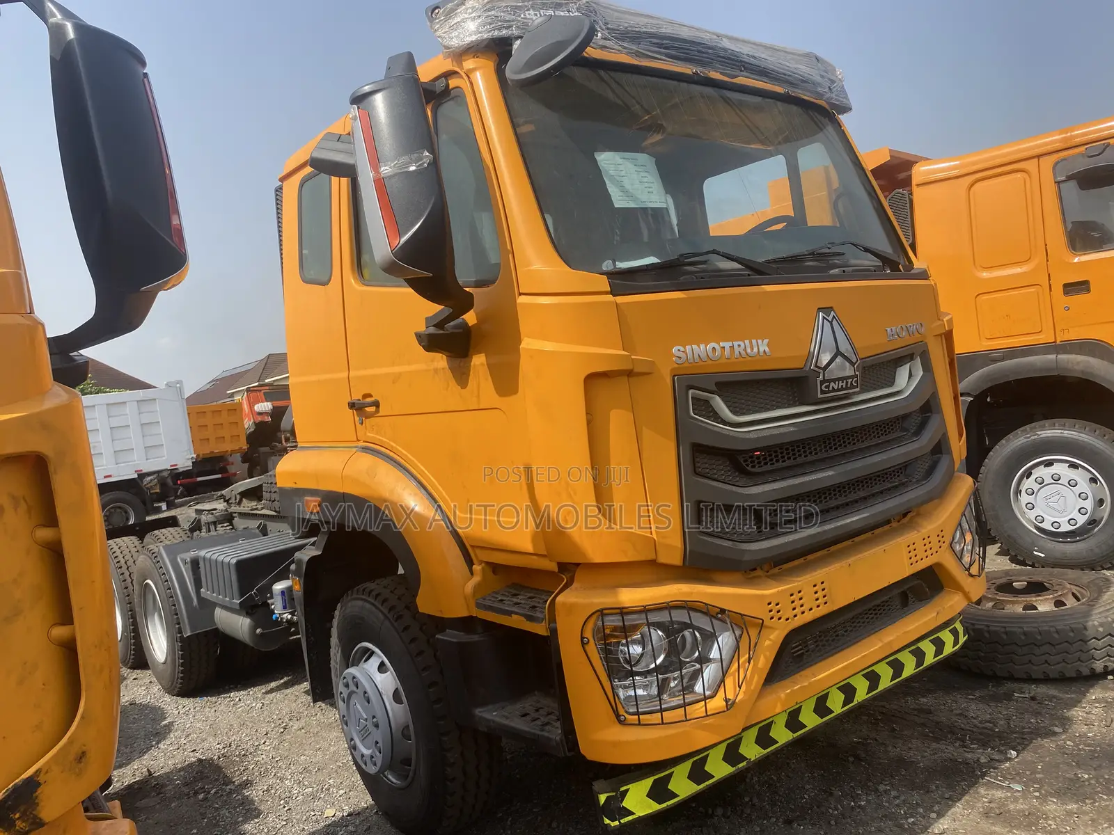 Yellow Howo 371 Tractor Head 2017