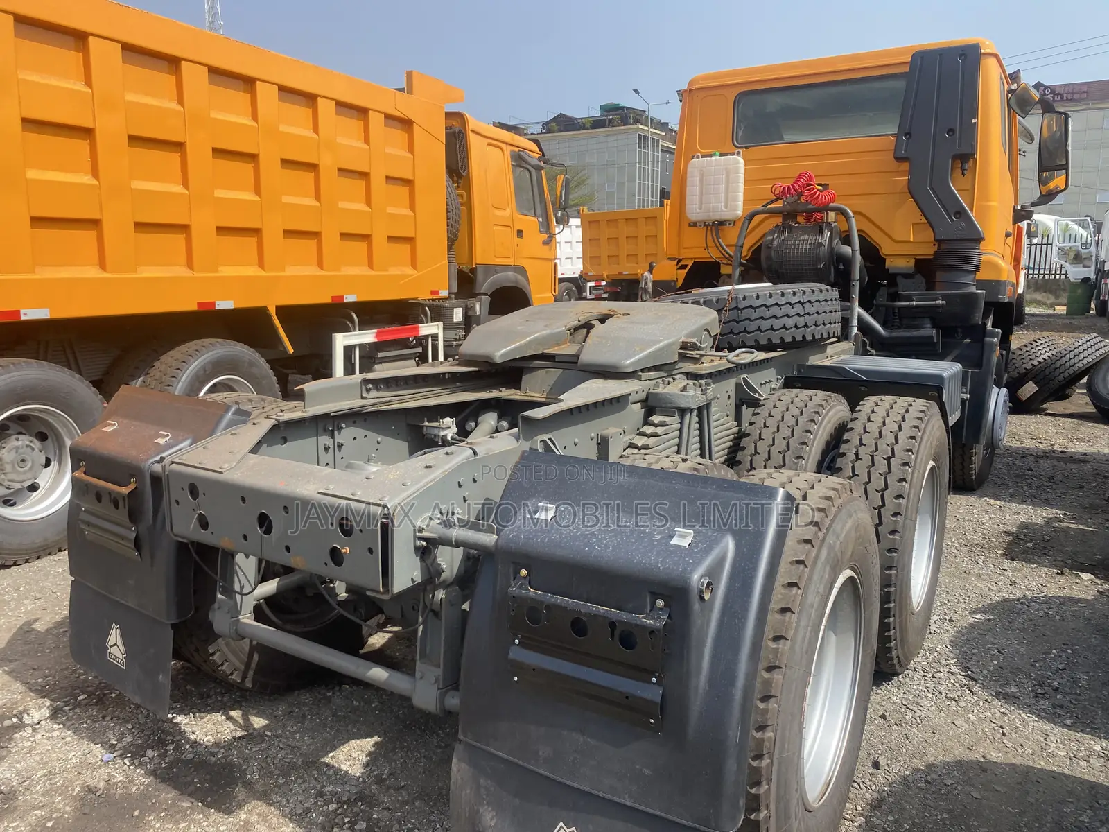 Yellow Howo 371 Tractor Head 2017
