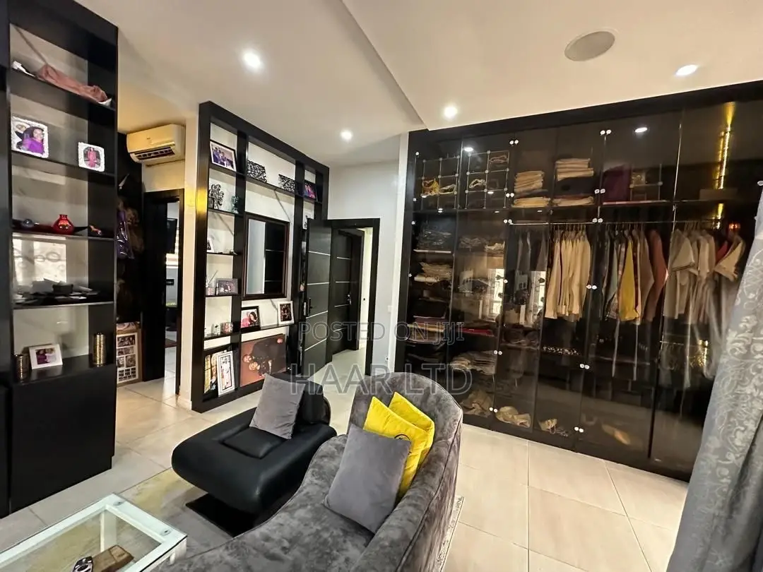 Furnished 2bdrm Apartment in Ahmadu Bello Way for rent