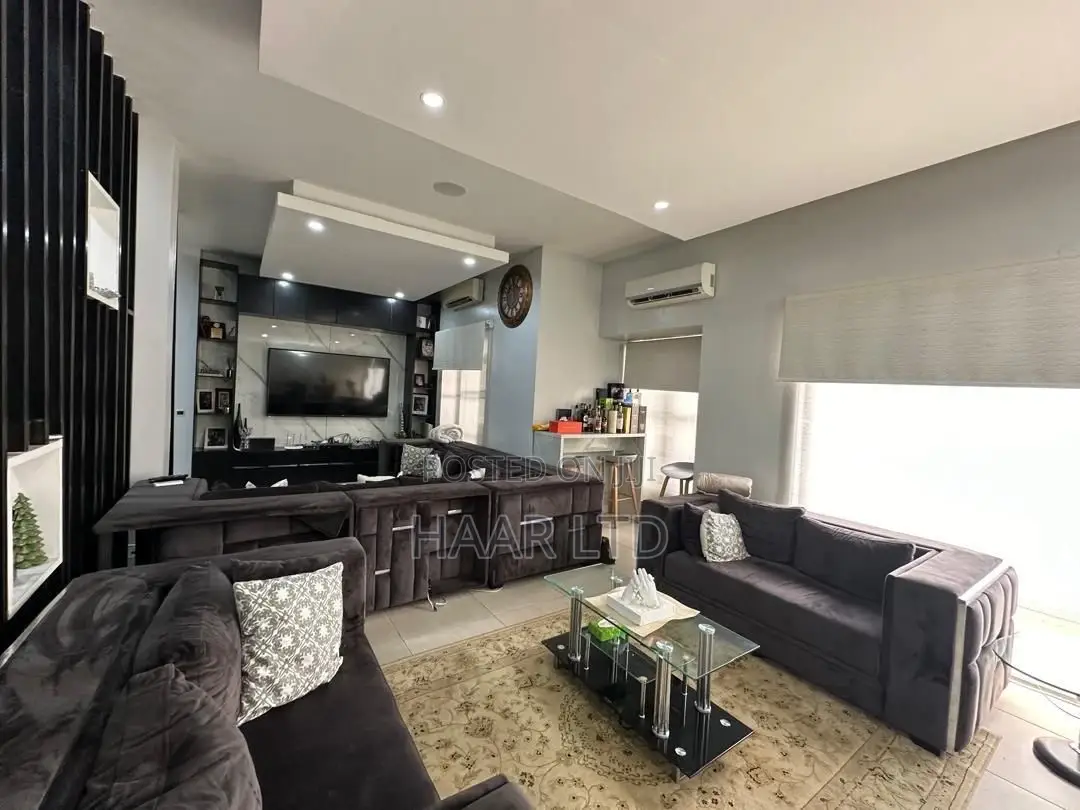 Furnished 2bdrm Apartment in Ahmadu Bello Way for rent