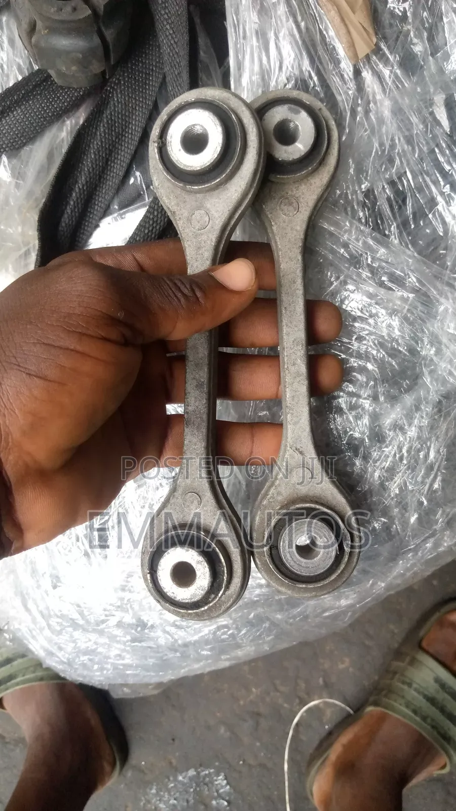 Linkage Bushing Audi Q7 Porsche Macan 2018