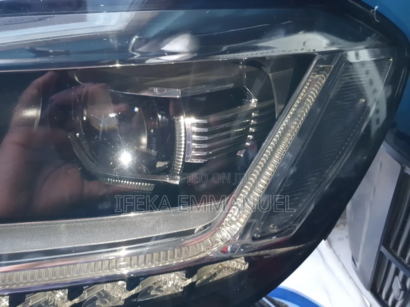 Headlights Volkswagen Touran 2018