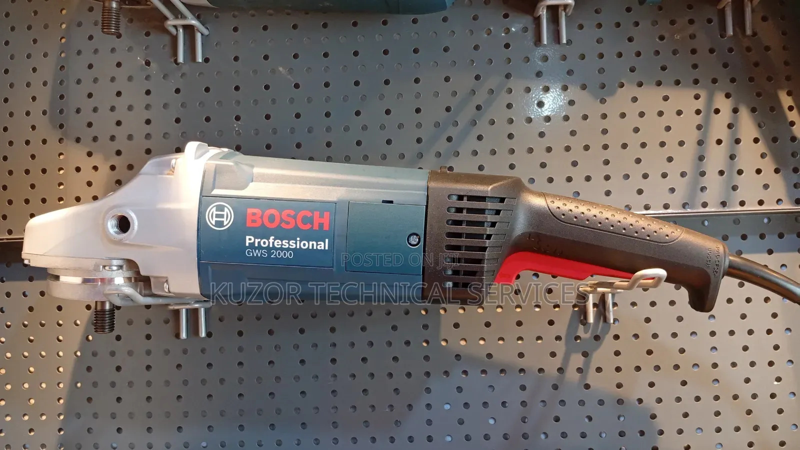 Bosch GWS 2000 Angle Grinder 9" 2000w