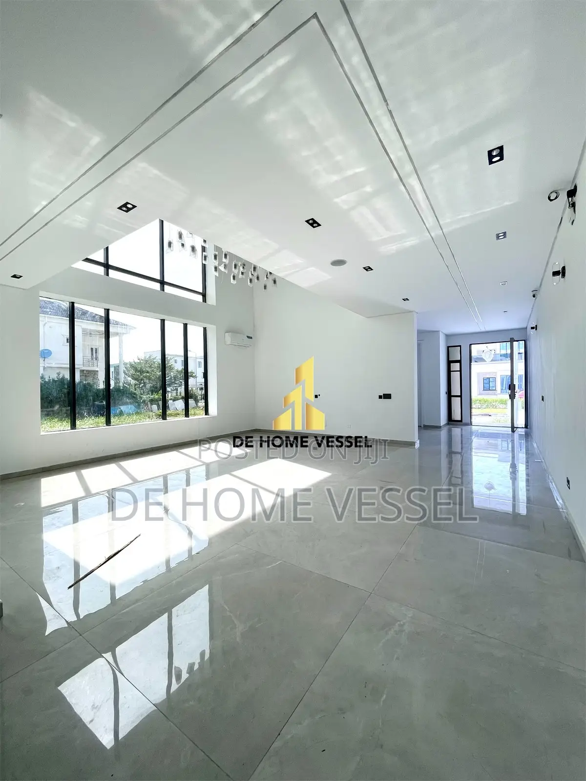 5bdrm Duplex in Ikate for sale