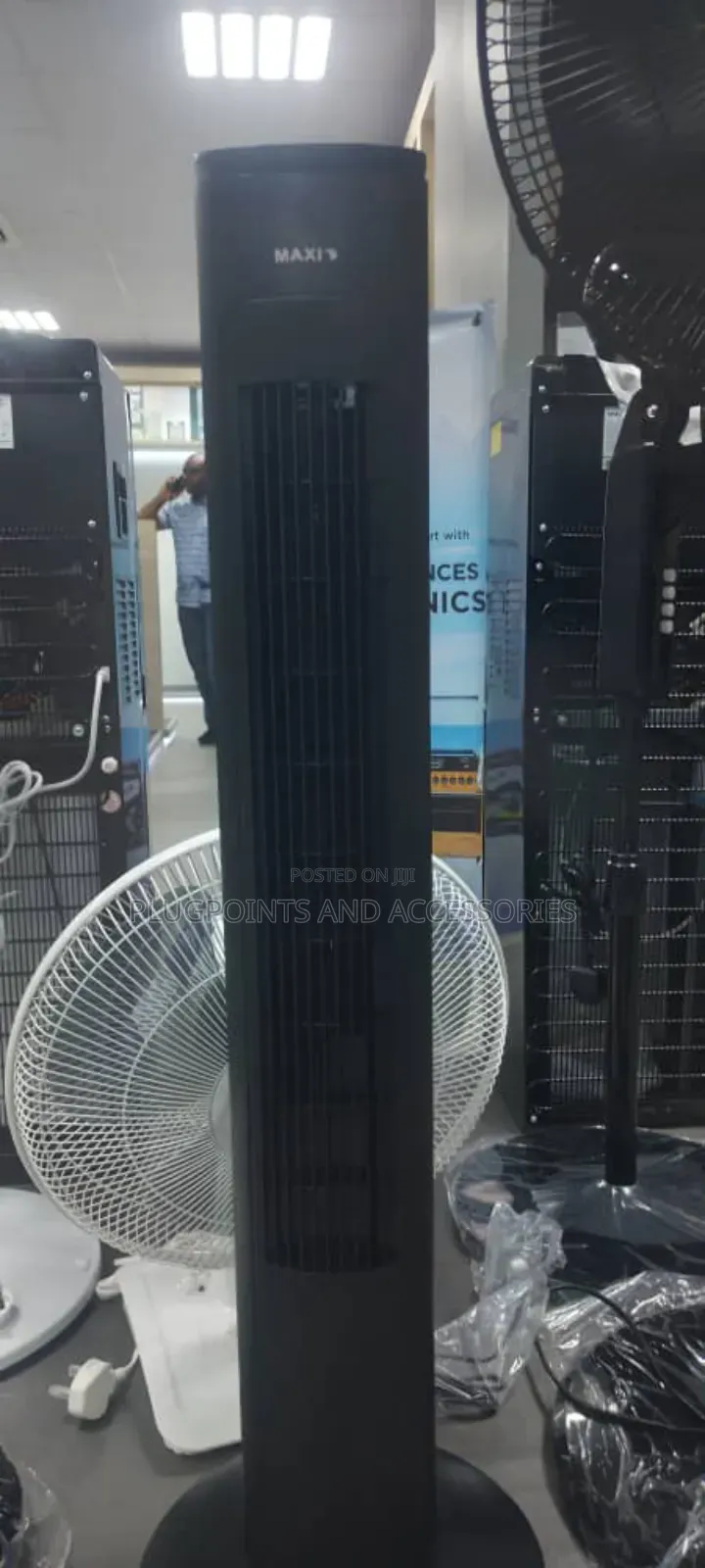 Maxi Tower Fan Black 40w