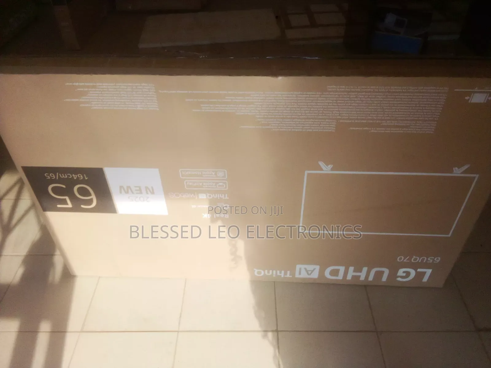65inches Smart Tv With Brand Logo