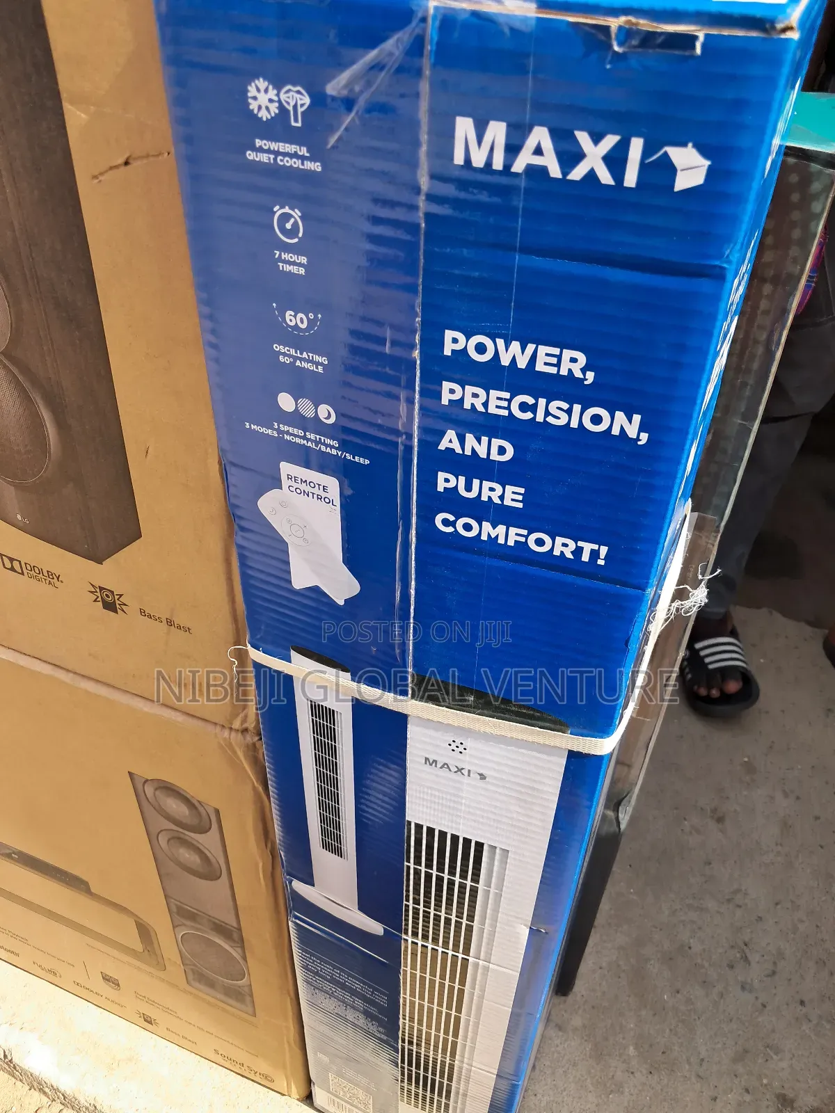 Maxi White 40"Oscillating Towar Fan