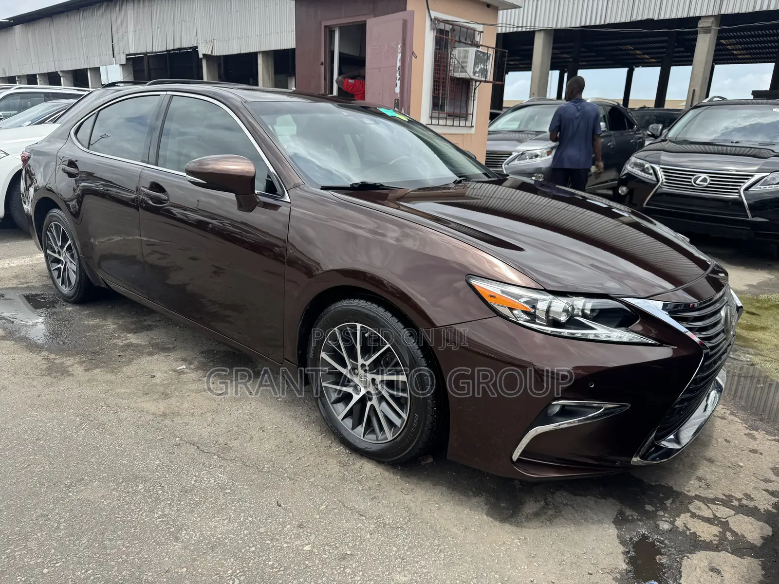 Lexus ES 350 FWD 2016 Brown
