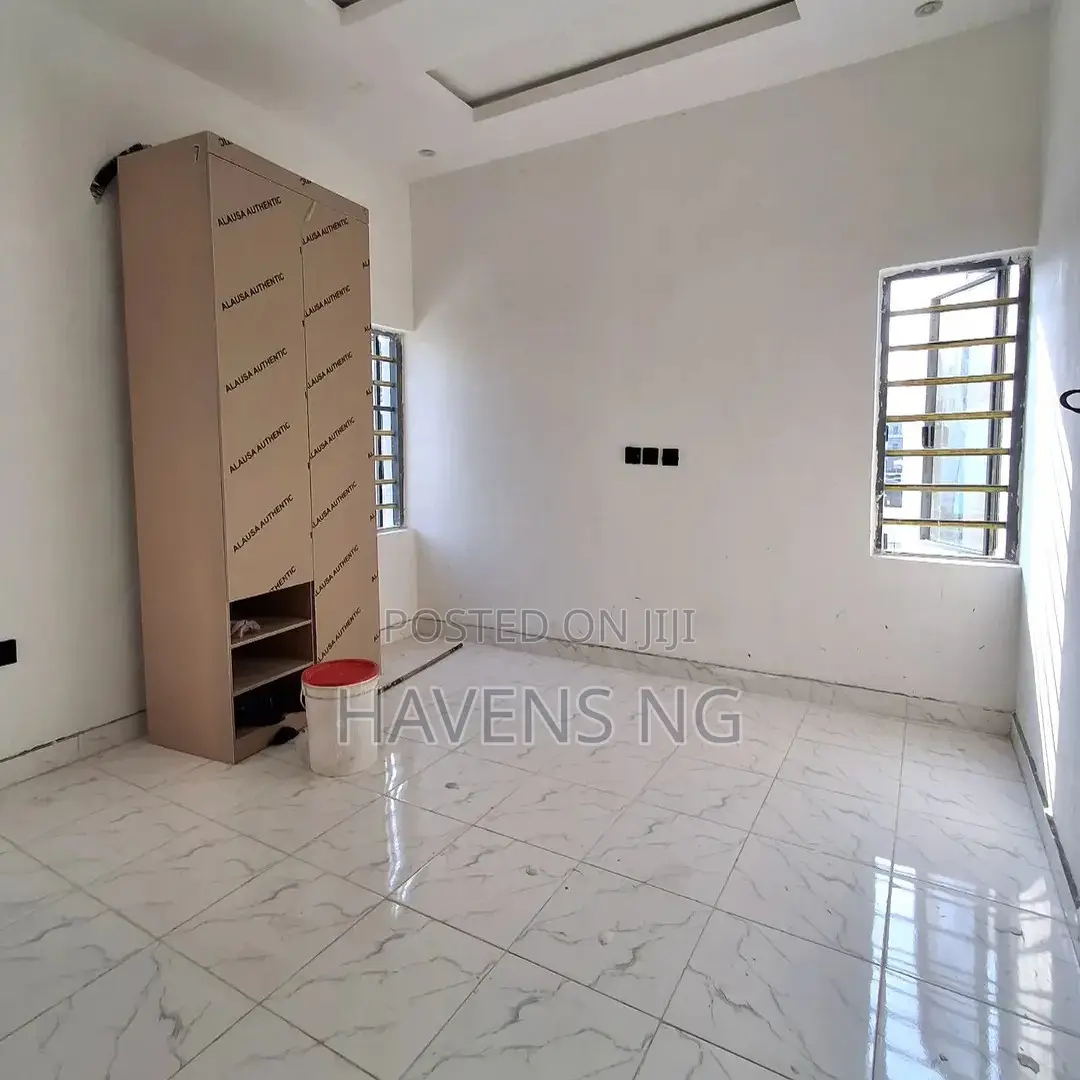 4bdrm Duplex in Sangotedo for sale
