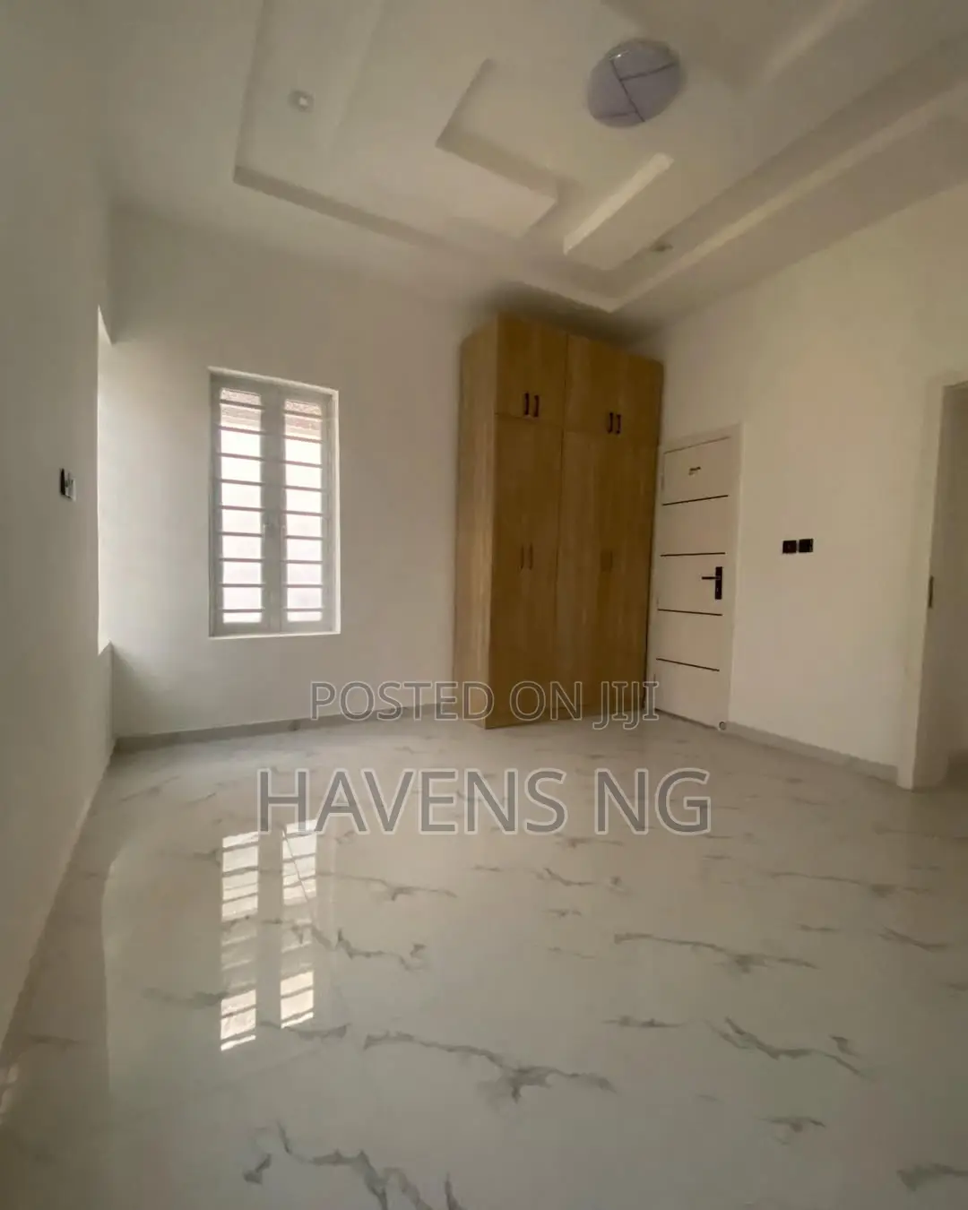 5bdrm Duplex in Ikota for rent