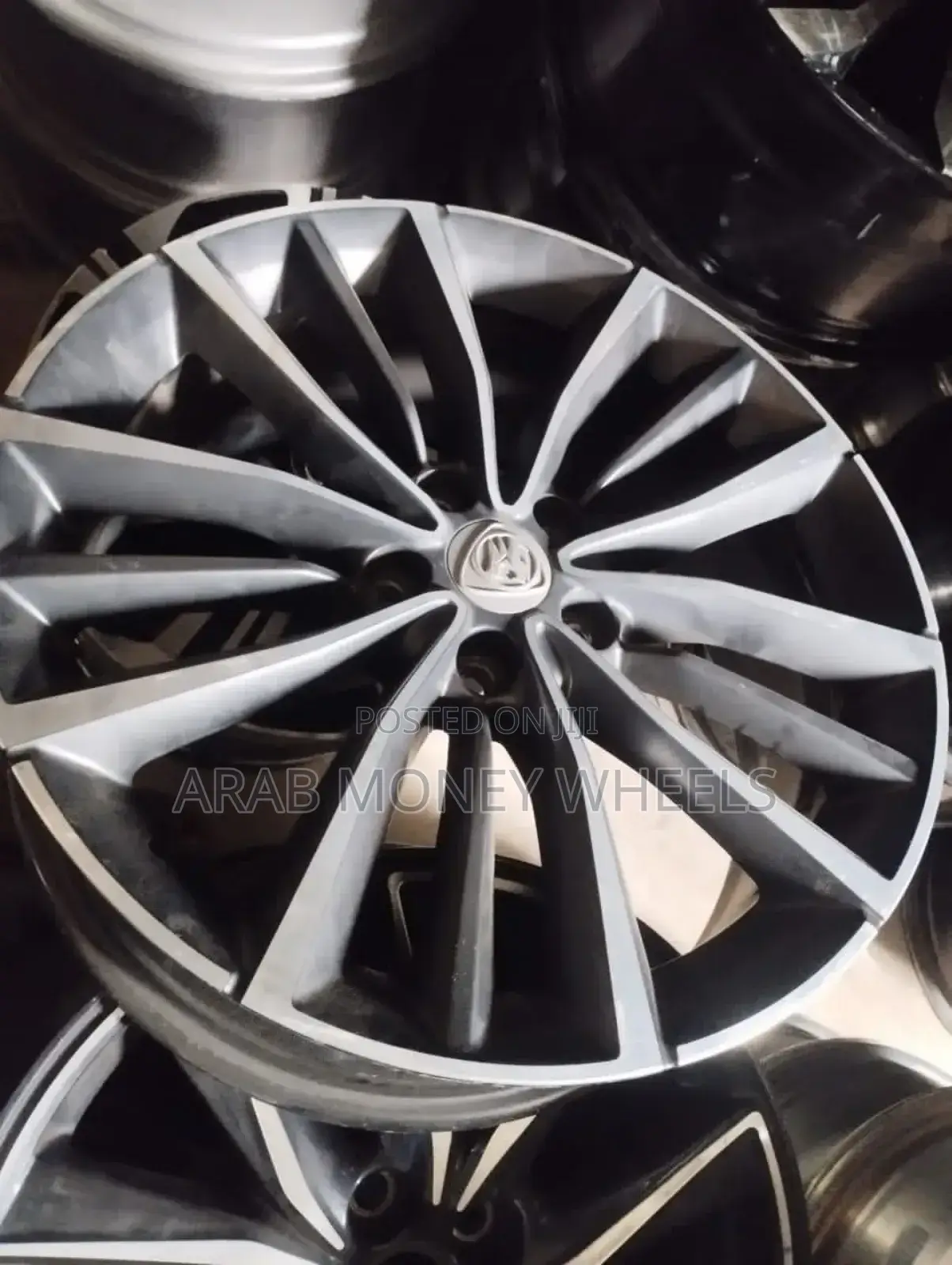 Quality 19 Rim Alloyd Wheels for Ur Jeep Cars