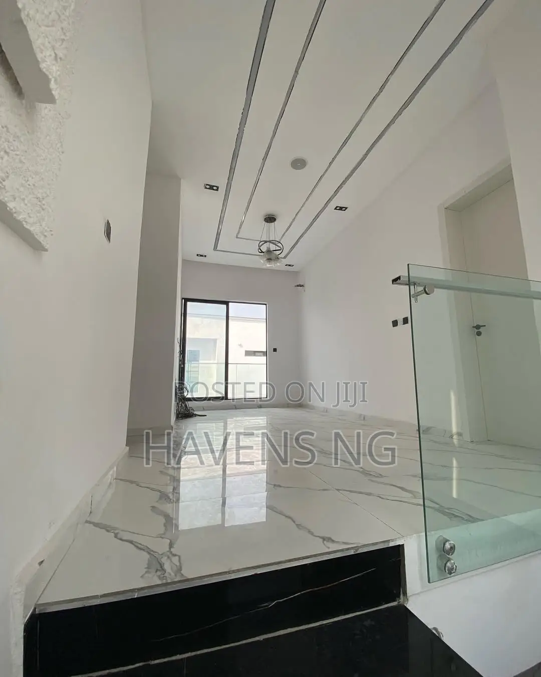 4bdrm Duplex in Ikota for sale
