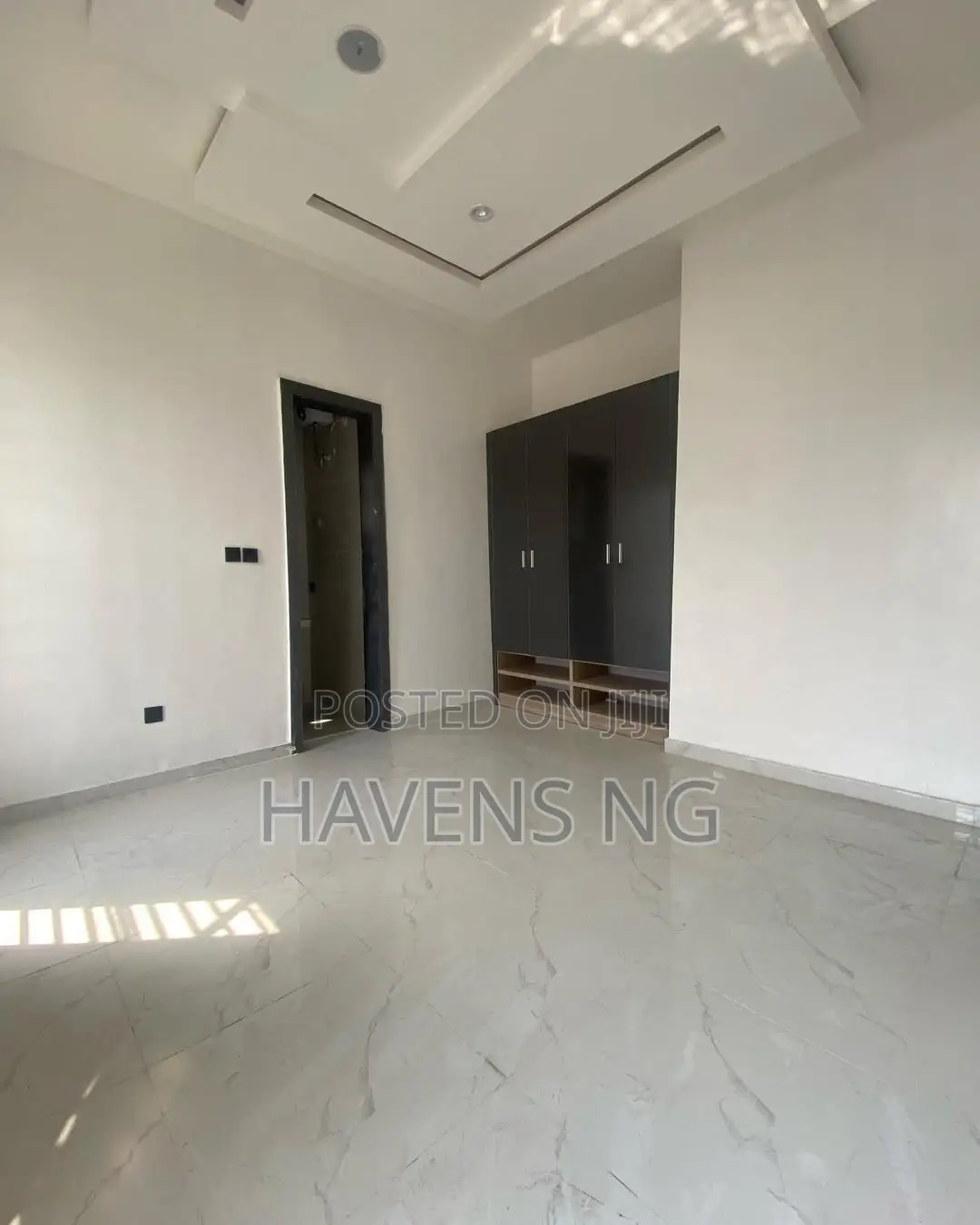 4bdrm Duplex in Ikota for sale