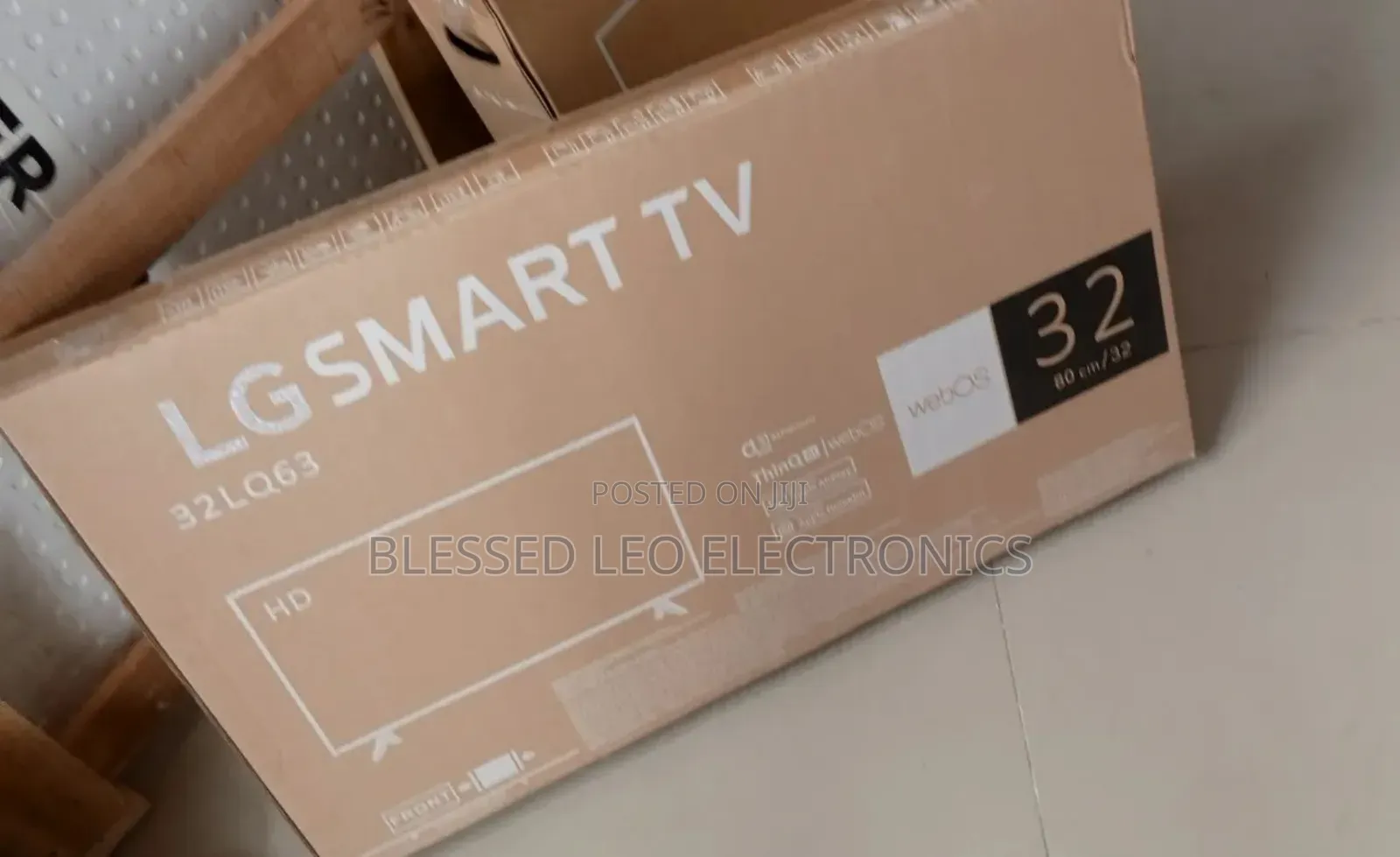 32 Inches Frameless Tv