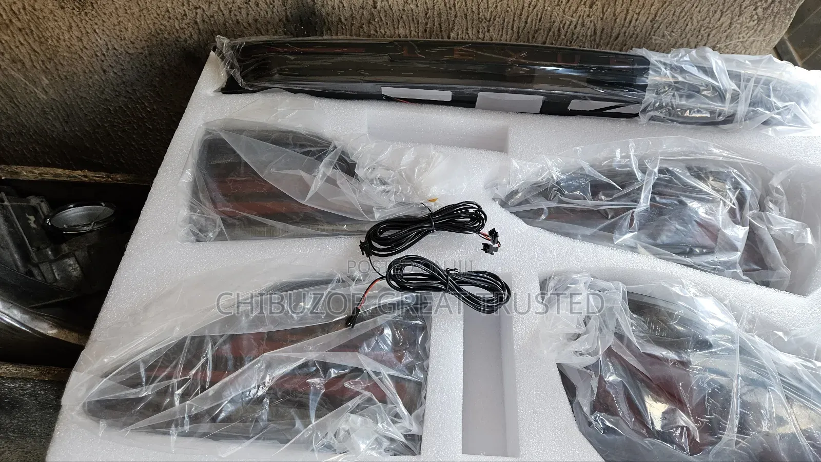 Upgrade Light for Rx 350 With Written Lexus Boothlight Chrom