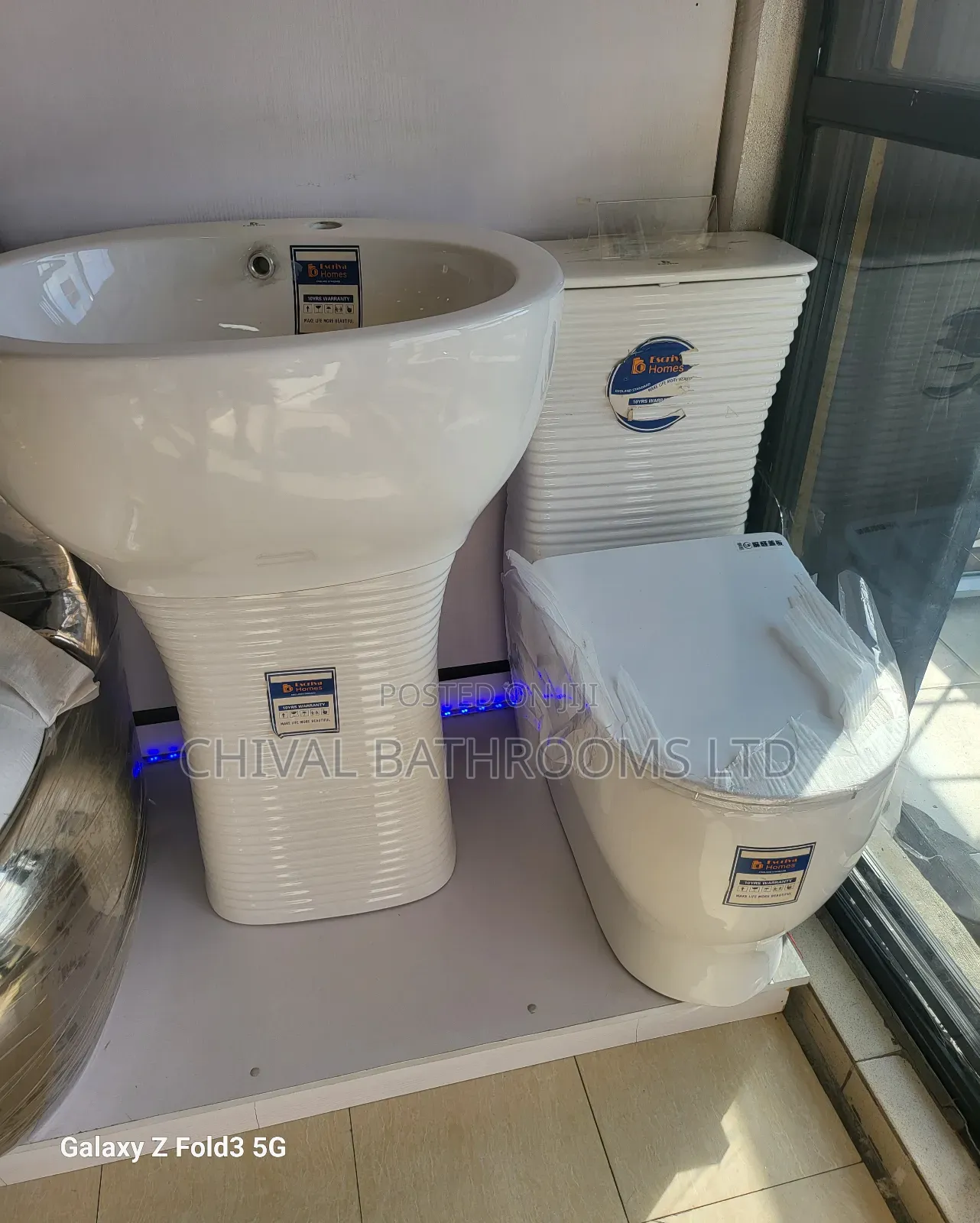 Luxury White Set Wc