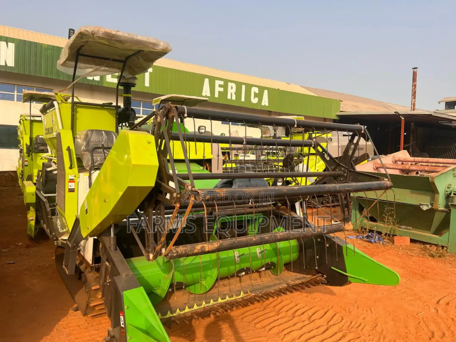Combine Harvester (Zoomlion Brand)