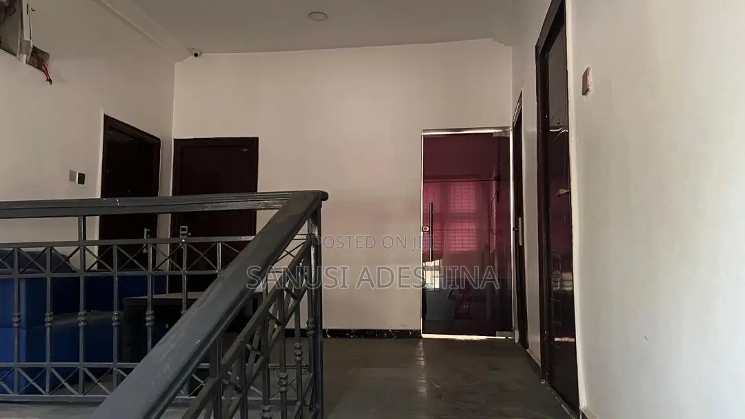 4bdrm Duplex in Gwarimpa Estate,By, Gwarinpa for sale