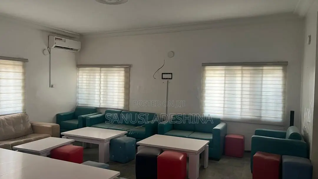 4bdrm Duplex in Gwarimpa Estate,By, Gwarinpa for sale