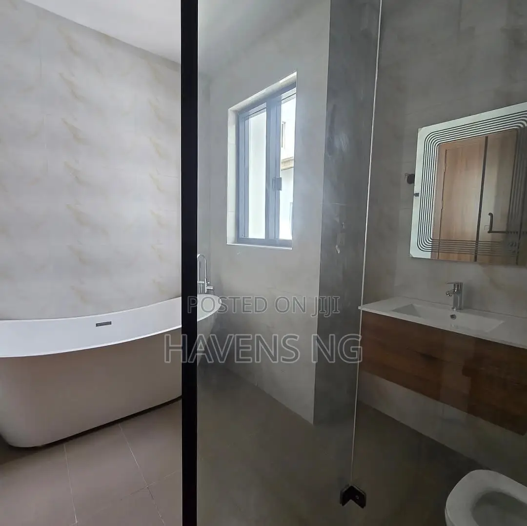3bdrm Duplex in 1004 for sale