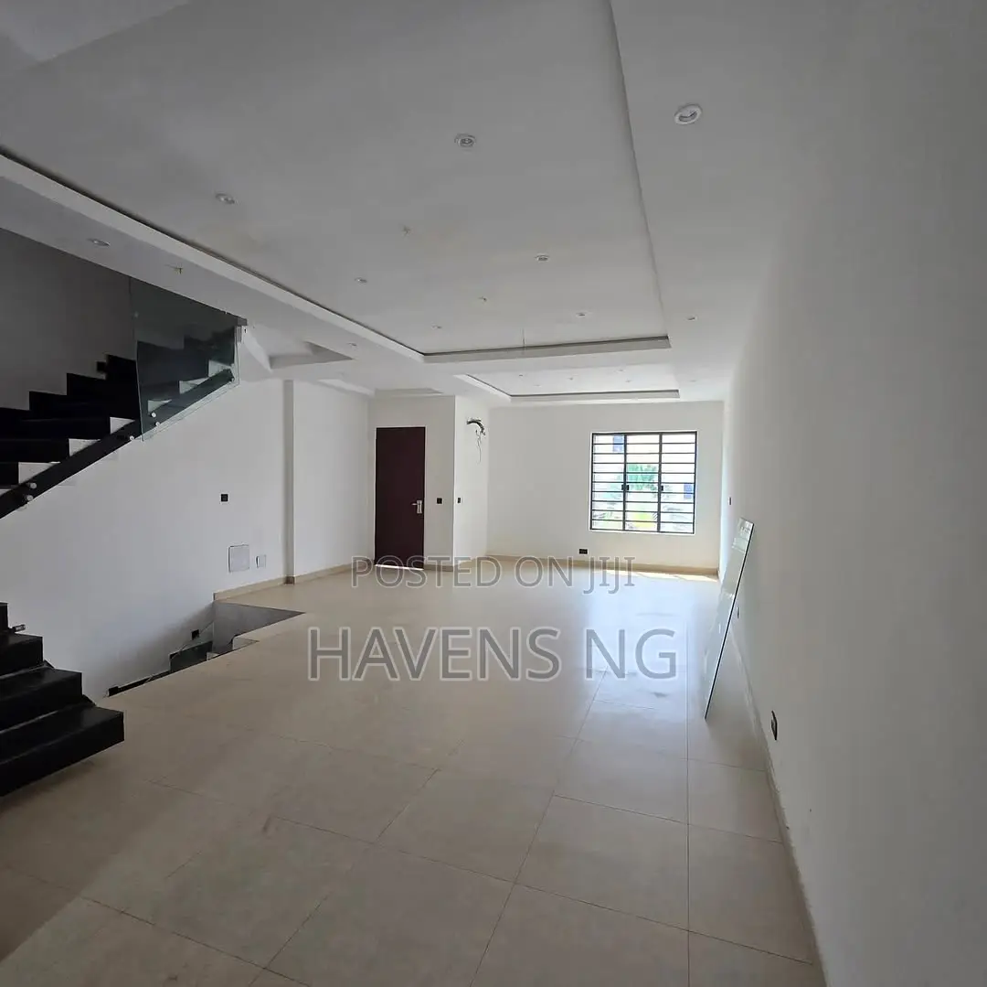3bdrm Duplex in 1004 for sale