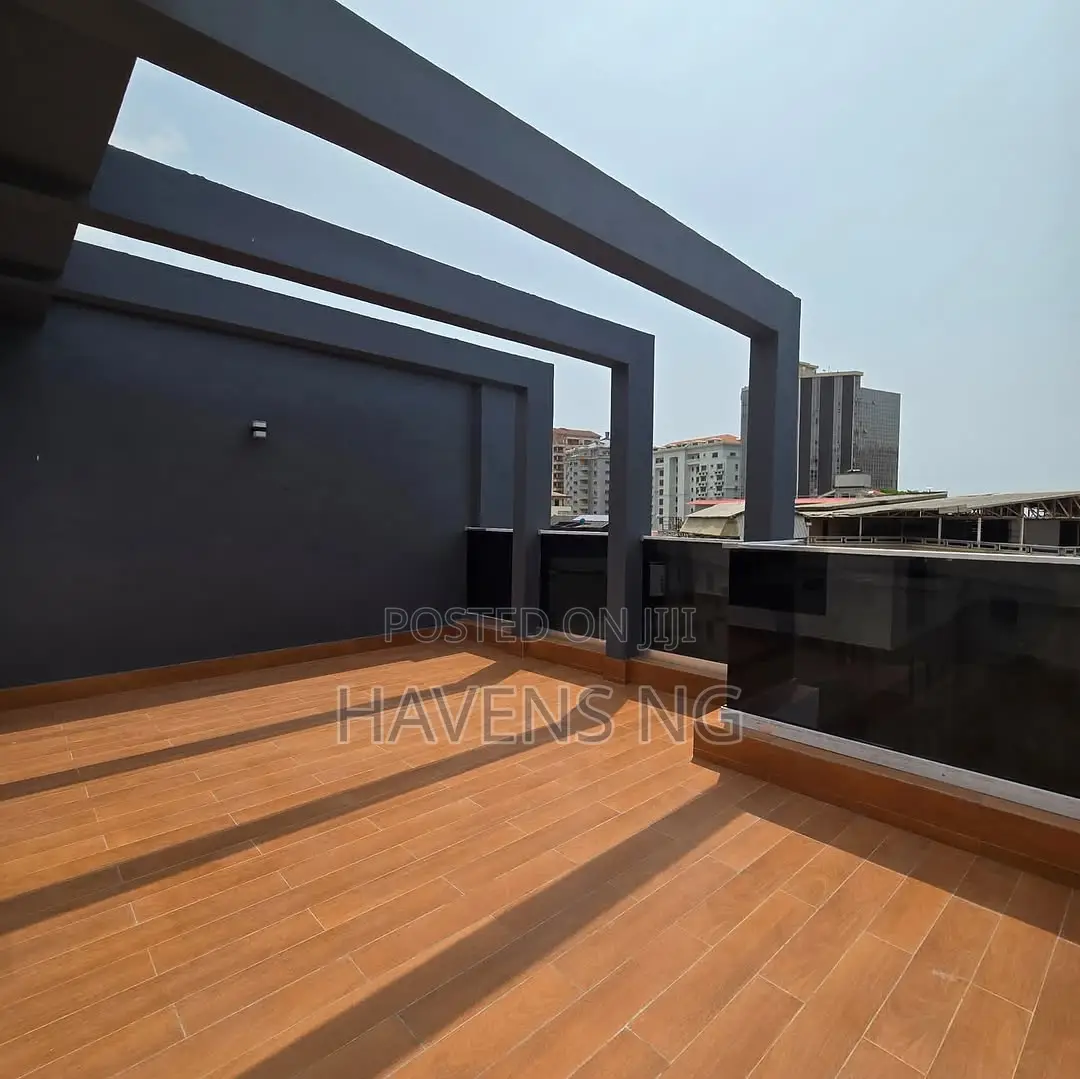 3bdrm Duplex in 1004 for sale