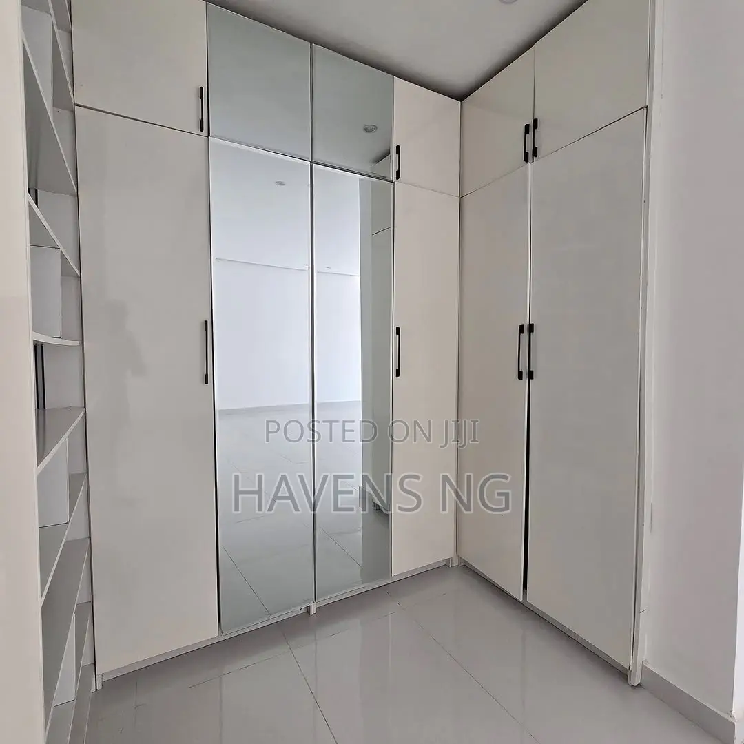 4bdrm Duplex in Ikate for sale
