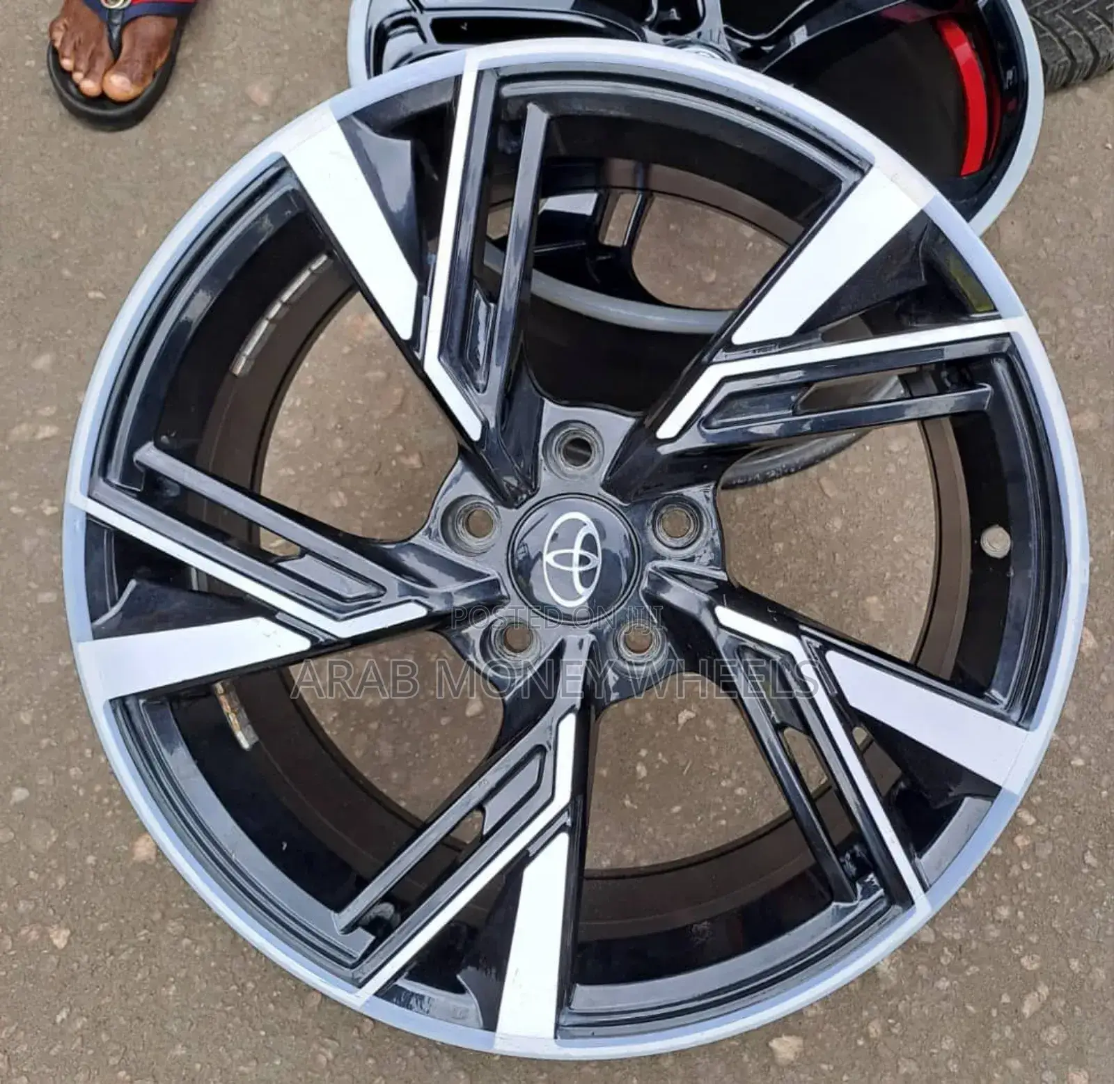 18 Inch Alloyd Wheels