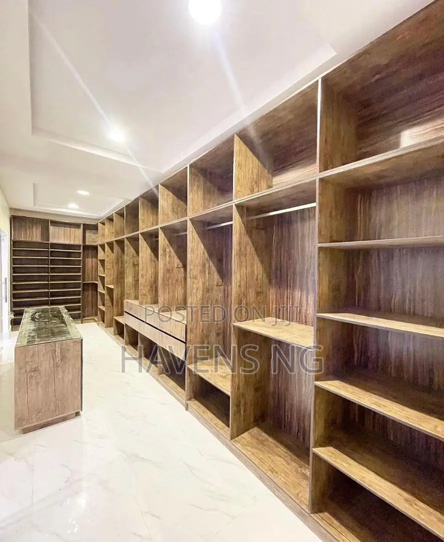 5bdrm Duplex in Lekki Phase 1 for sale