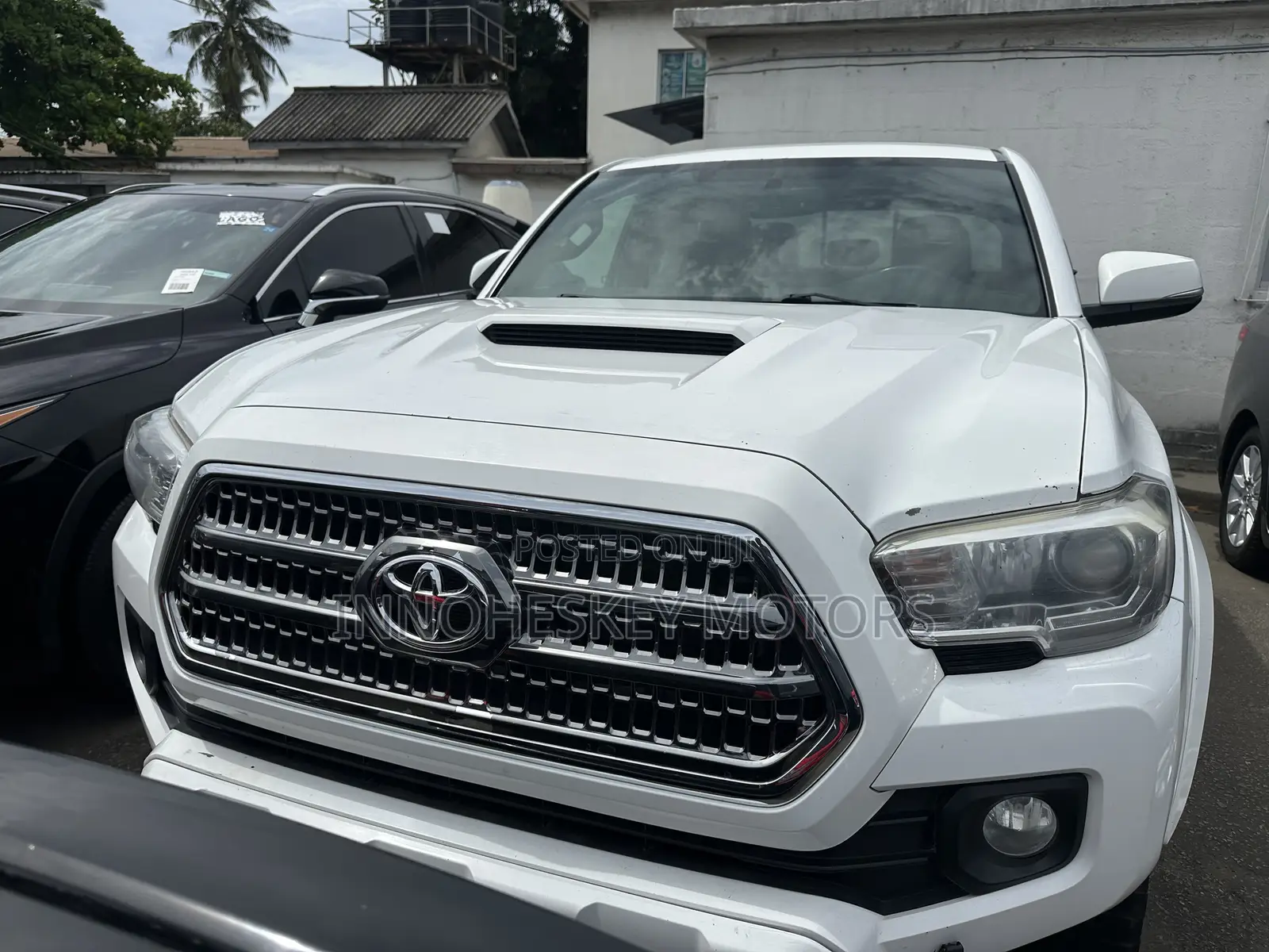 Toyota Tacoma TRD Sport 2017 White