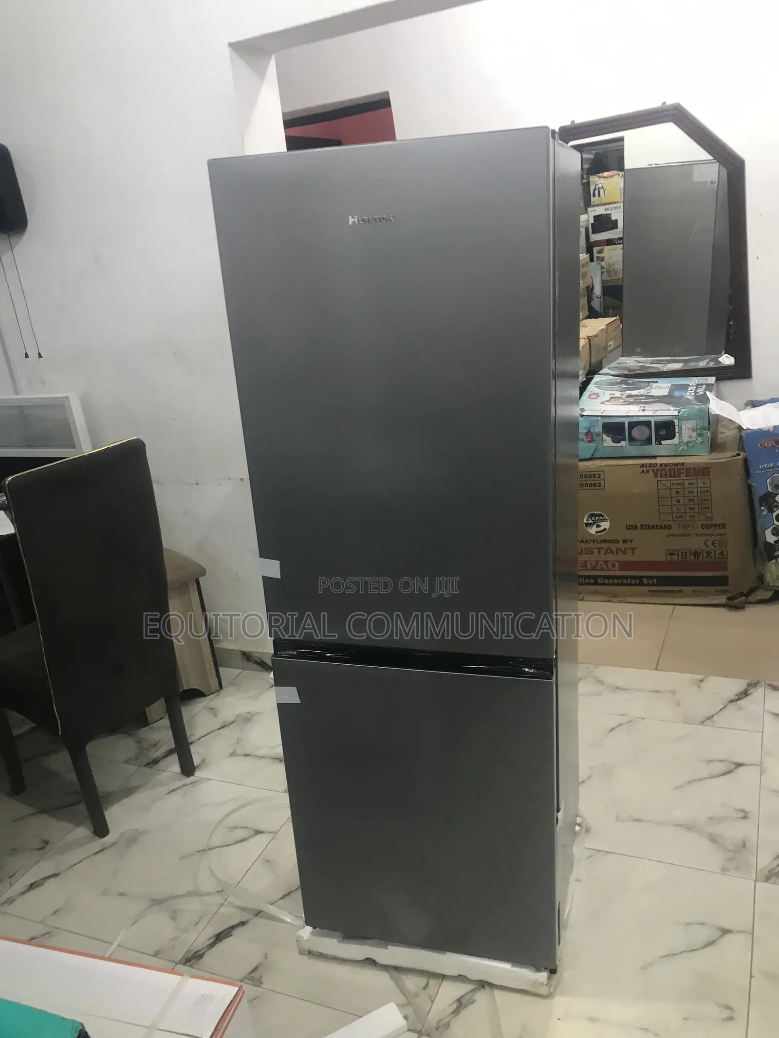 Hisense 225l Art Deco-Inspired Double Door Refrigerator
